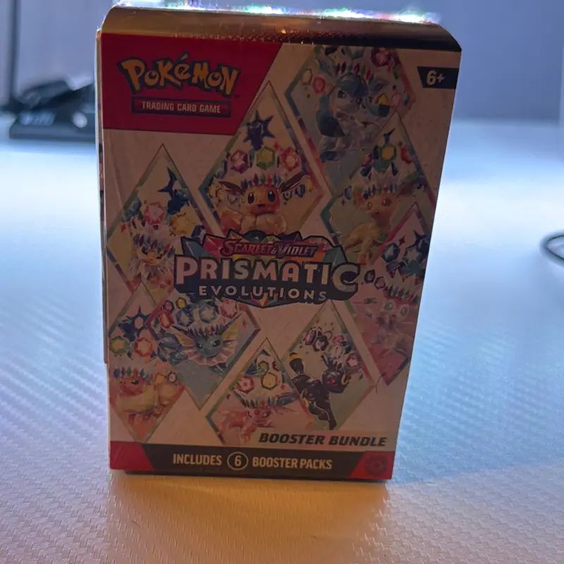 Pokémon Scarlet & Violet Prismatic Evolutions Trading Card Game Booster Bundle