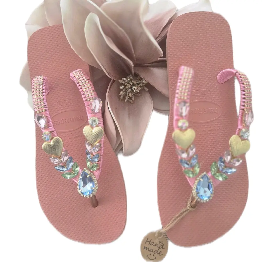 Hand Made  Havaianas  con pedrerias e hilos de seda