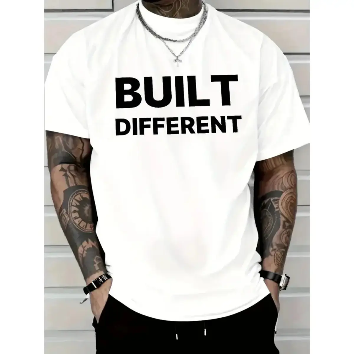 Men's Short Sleeve Red TShirt, Printed with 'Be Different' Words, Suitable for Casual WearCotton Menswear Graphic Crew Neck Top Womenswear Streetwear Crewneck Tshirt