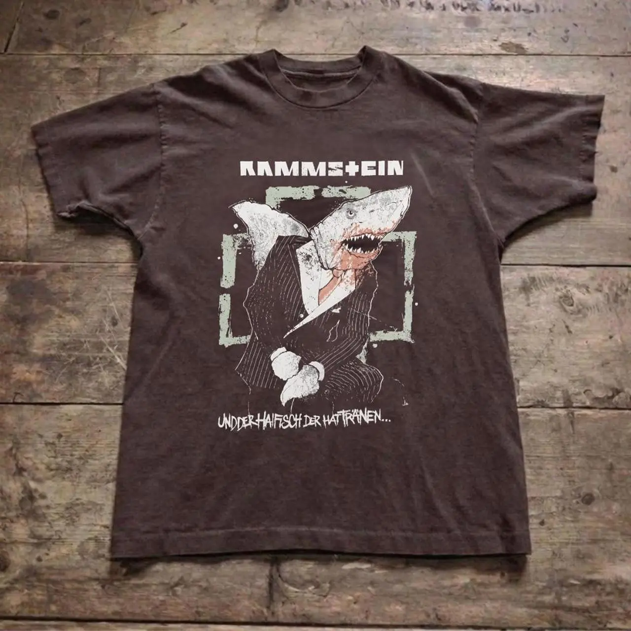 Dark Chocolate gildan tee, Rammstein Und Der Hai Fisch Der Hat Tränen... T-Shirt
