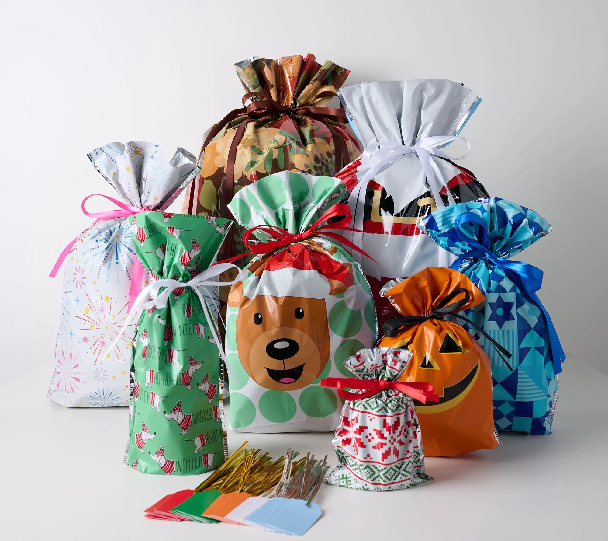 Kringle Express 100-Piece All Season's Gift Bags & Tags Set Kringle Express 100-Piece All Season's Gift Bags & Tags Set