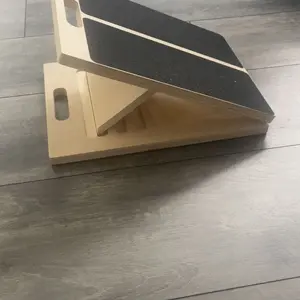 Portable Wooden Slant Board for Calf Stretching Squats Calf Stretcher Pilates Physical Therapy Equipment Adjustable Incline Board for Knees Ankle Heel Feet Leg