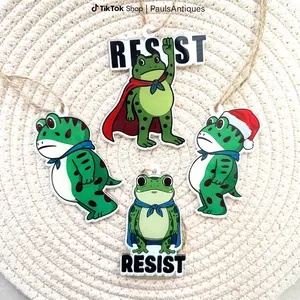 Resist Frog Ornament, Portland Frog Meme Protester Ornaments, Anti Ice Ornament, Funny Christmas Gift for Home Decor