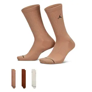 LACOSTE Air Jordan Everyday Crew Socks - Comfortable Fit, Available in Multiple Colors, Ideal for Everyday Wear