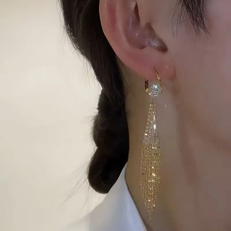 Flash & Finesse Crystal Tassel Long Dangle Earrings for Women - 14K Gold Plated Baguette Crystal Fringe Earrings with S925 Sterling Silver Post, Hypoallergenic Sparkling Tassel Earrings for Wedding Party Prom Festival Gift