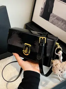 Fashionable waxed leather small square bag, casual and versatile one-shoulder handbag small square bag, trendy textured one-shoulder crossbody bag, suitable for dating, shopping and other occasions, Flap Square Bag