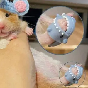 2pcs FAJUOD Cute Hamster Slippers - Realistic PVC Small Shoes Suitable for Dolls & Hamsters, Adorable Miniature Footwear Accessory