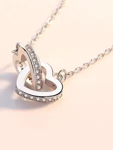 Heart Pendant Necklace, Hollow Heart Charm, Interlocking Heart Design, Fashionable Ladies' Collar Chain, Perfect Gift