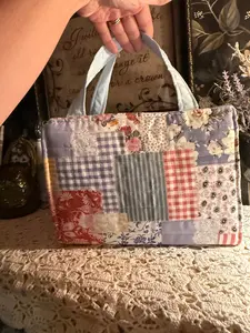 Quilted Picnic Bible Sleeve Tote
