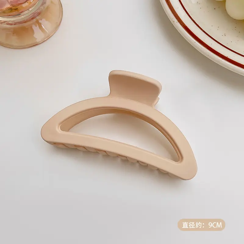 169 # beige D character#