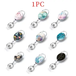 Oval Badge Holder, 1 Count Retractable Badge Reel with Keychain, Durable Badge Holder for Students, Teachers, Doctors, Nurses, Retractable Badge Holders