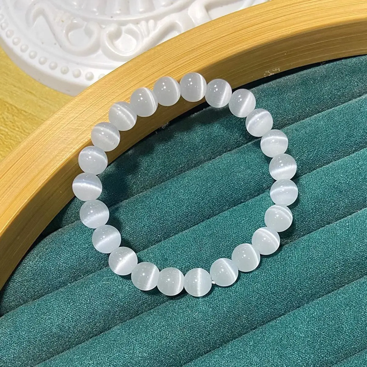 Unisex Selenite Stretch Wristwear for Adults - Daily Spiritual Cleanse, Energy Detox & Aura Reset for Meditation, Beaded Bracelets, Bangle, Space Cleansers, Burnout Warriors, Casual, Amplifies Intuition, Clears Brain Fog, Dissolves Negativity, Empaths & H