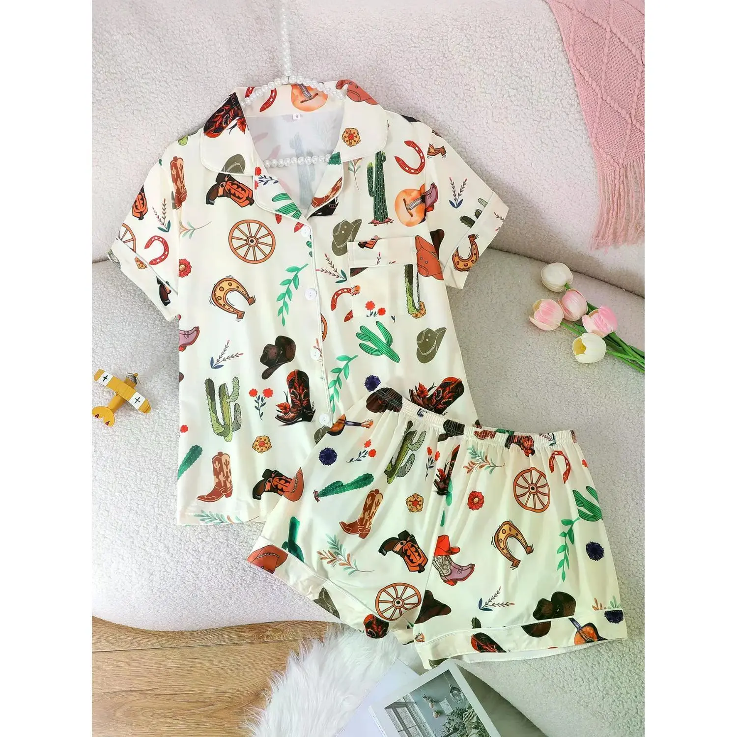 Western Cowboy Print Women's Sleepwear Set - Collared Short Sleeve Cardigan & Loose Elastic Shorts, All-Season Casual Home Loungewear Pajama Set