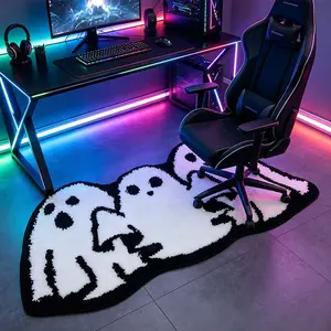 Cute Ghost Plush Rug, Cartoon Haunted Spirit Fluffy Area Rug, Decorative Rug, Bedroom Living Room Aesthetic Irregular Plush Mat, Halloween Decor Door Mat, Home Decor Rug
