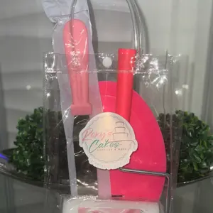 Roxy’s Sweet Roller Kit with Roller, Spatula & Scraper for Smooth Buttercream