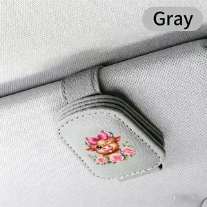1pc Cute Highland Cow with Pink Bow and Roses Design Car Sun Visor Glasses Holder, Stylish Sunglasses Clip, Eyewear Organizer, Interior Visor Accessory ,Universal Fit, Tool Free Installation ,Gift for Car Enthusiasts 3.31CYJ-19