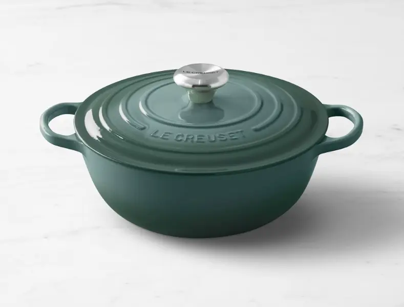 Le Creuset Signature Enameled Cast Iron Soup Pot, 4 1/2-Qt.