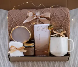 Christmas Gift Box, Cozy Gifts for Women, Gift Box for Women with Blanket & Socks, Hygge Gift Box, Self Care Package, Special Gift, Basket Cozy Winter Gift Box | Trendy Gift Box, Christmas Gift Box