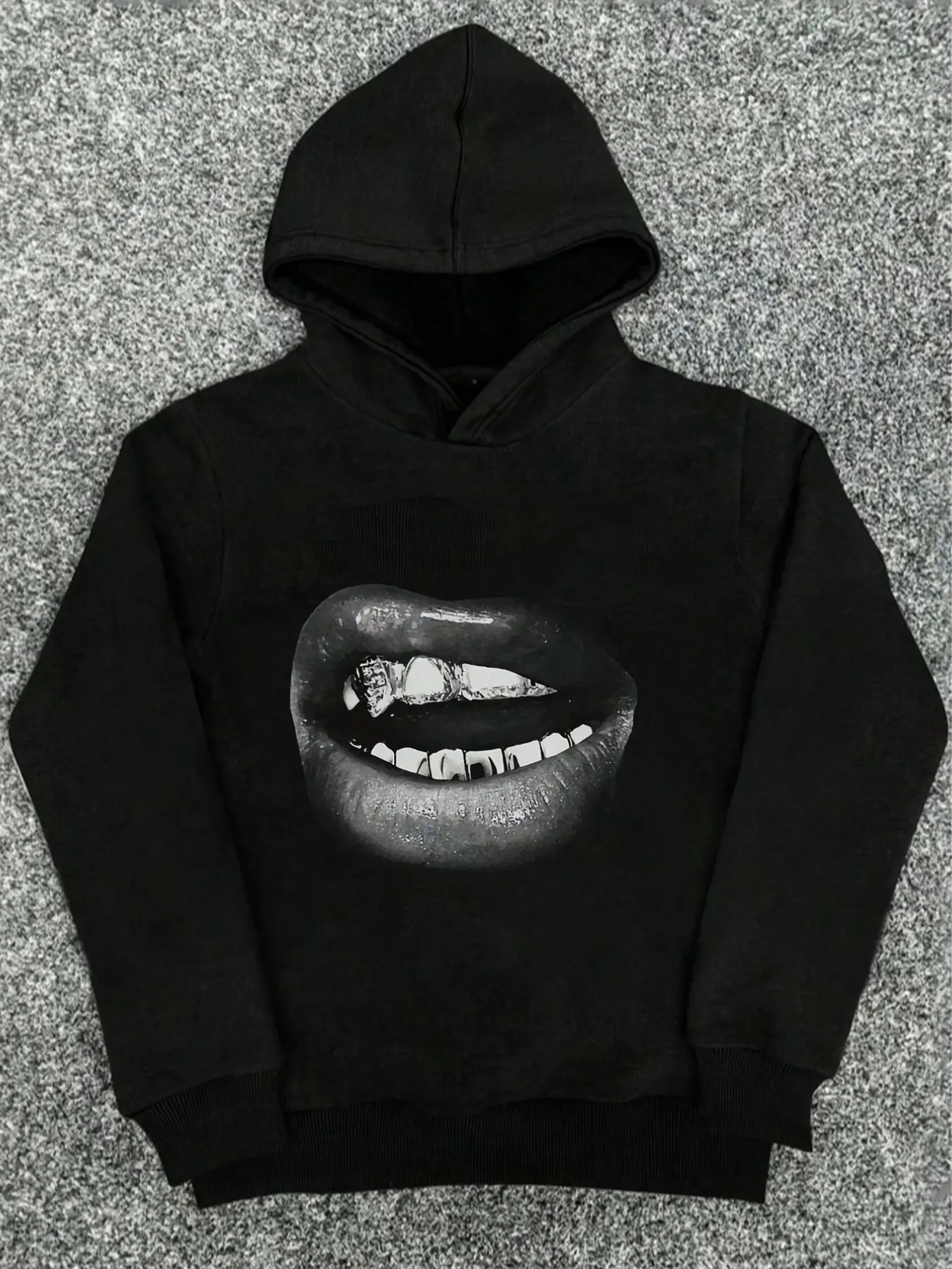Men's Lip Classic Graphic Long Sleeve Hoodie Sweatshirt, Casual Comfort for Commute and Fitness, Fall Winter New Layering Essential, Trendy Gift Idea