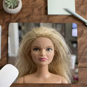 Funny Messy Blonde Hair Angry Doll Meme Square Gaming Mouse Pad, Non-Slip Smooth Surface, Ideal for PC Laptop Office Desk, Perfect Gift, Gaming Mousepad