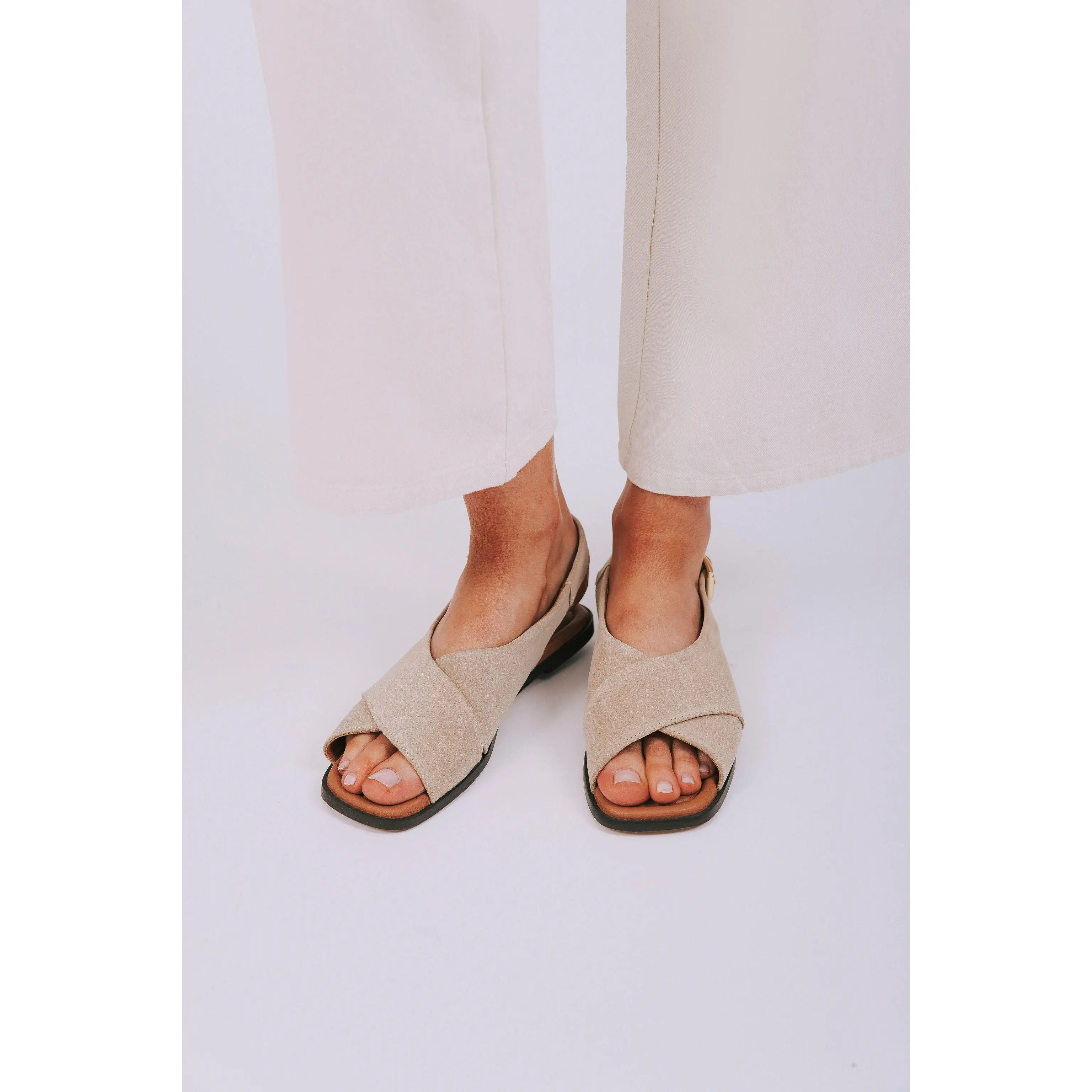 Women's Seychelles Good Hearted 2-Strap Adjustable Buckle Ankle Strap Platform Flat Sandal - Padded Comfortable Walking Footwear, 2 Strap Women's Flat Sandals, Adjustable Buckle Strap Women's Flat Sandals