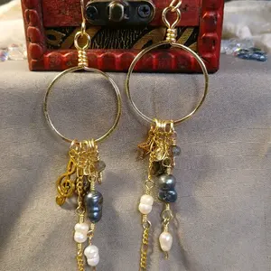 Celestial Harmony Cluster Dangles