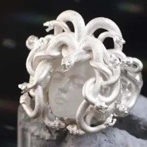 Unisex Niche Antique Medusa Sculpture Ring - 3D Snake Head, Ornate Distressed Silver, Punk Gothic Designer Fashion Finger Accessory