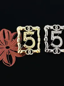 Elegant Letter Brooch, Fashionable Design, Perfect Jewelry Addition, Versatile Accessory, Suitable for Any Occasion, Unique Gift Idea