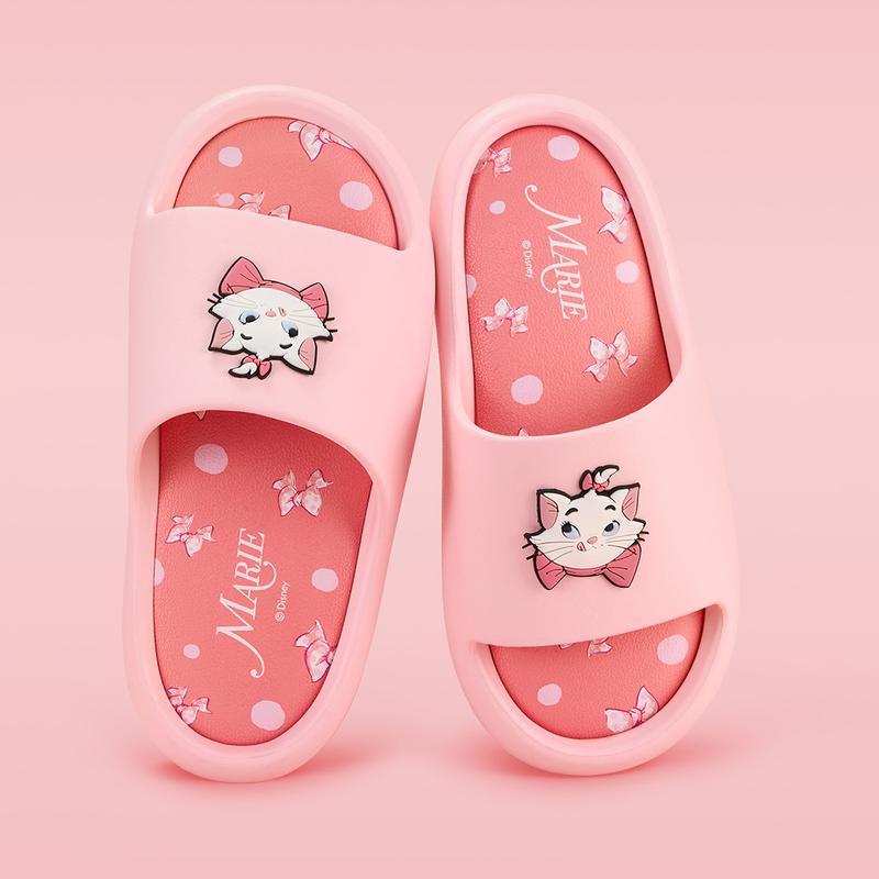 【Holiday Gift】Disney Series Indoor Slippers, Cute IP Patterns + Soft Foot Feel, Perfect for Adorable Home Scenes, Suitable for Daily At-Home Wear, Balancing Comfort Experience and Fan Preference, Holiday & Holiday Haul
