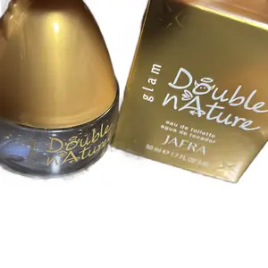 Jafra   Glam Double Nature with brillo1.7 fl oz with Ambarada, Frutal - Floral