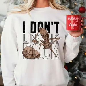 Marcus The Worm Sweatshirt, I Don't Like This Rock Shirt, Marcus The Worm Meme, Funny Meme Hoodie, Unisex Sweater Pullover Tee