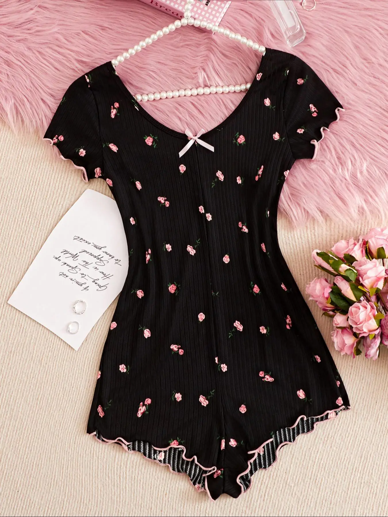 Women's Floral Print Bow Front Lettuce Trim Romper, Casual Scoop Neck Short Sleeve Romper For Daily Wear, Summer Wear, Ladies Sleepwear For All Season