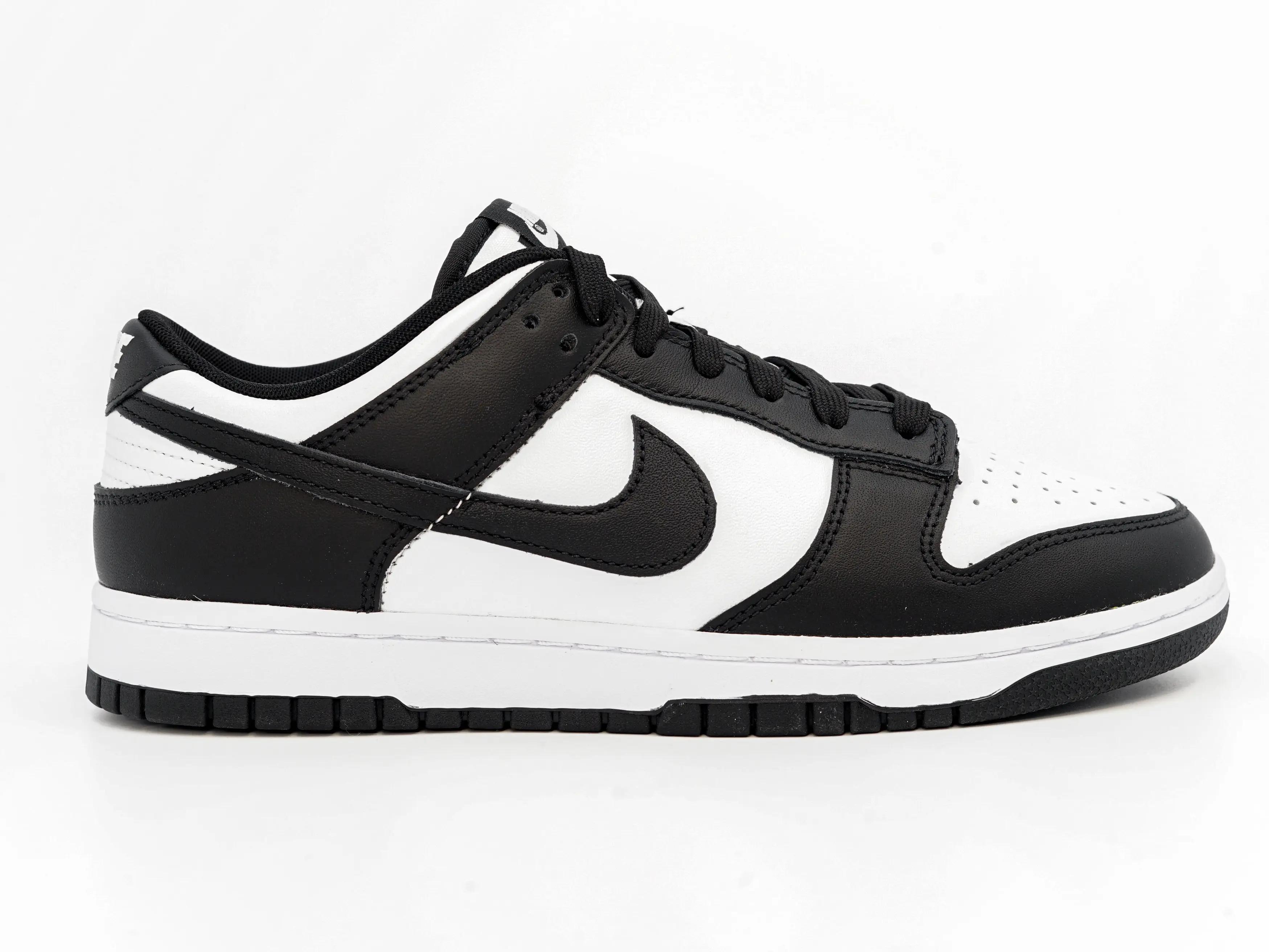 Pre-owned NIKE Brand New Dunk Low Retro "Panda" White/Black White