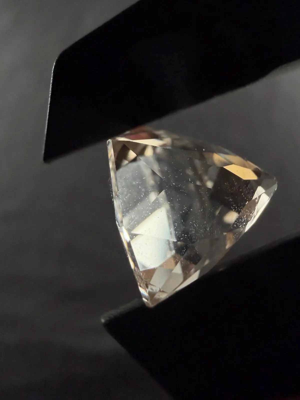 Believed Natural White Topaz 9 ct – Square Cushion Cut, Clear Loose Gemstone