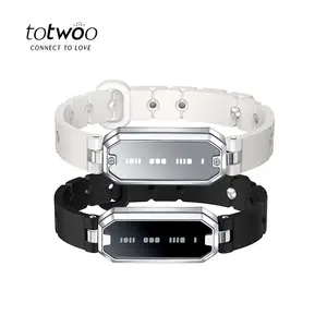 totwoo Long-Distance Couple Bracelets – Remote Interactive Flashing Light, Valentine's Day Gift for Girlfriend, Birthday Present for Her, Secret Message Series