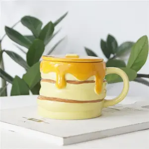 Hand Painted Ceramic Cute Three-dimensional Muffin Shape with Lid Mug Pancake Day Breakfast Cup, Cute Butter Muffin Cartoon Ceramic Coffee Cup Mother's Day Gift Food Lover Gift