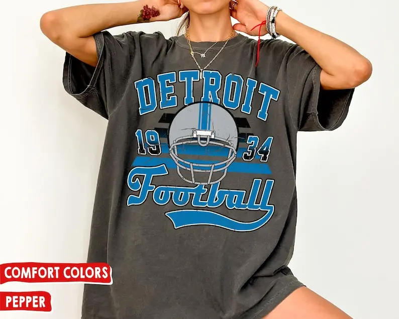 Detroit Football T-Shirt, Vintage Style Lions Football, Lions Fan Gift Shirt, Lions T-Shirtrendy Detroit Football Gear, Detroit Game Day App