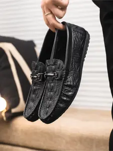 Valentine's Day Men's Date Shoes 2026 New Loafers Crocodile-Patterned Metal Buckle Slip-Ons Versatile Casual Shoes