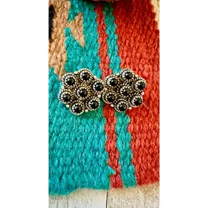 Handmade Onyx & Sterling Silver Cluster Stud Earrings Signed Nizhoni
