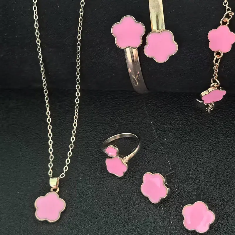 Rose Gold Powder Five Flowers