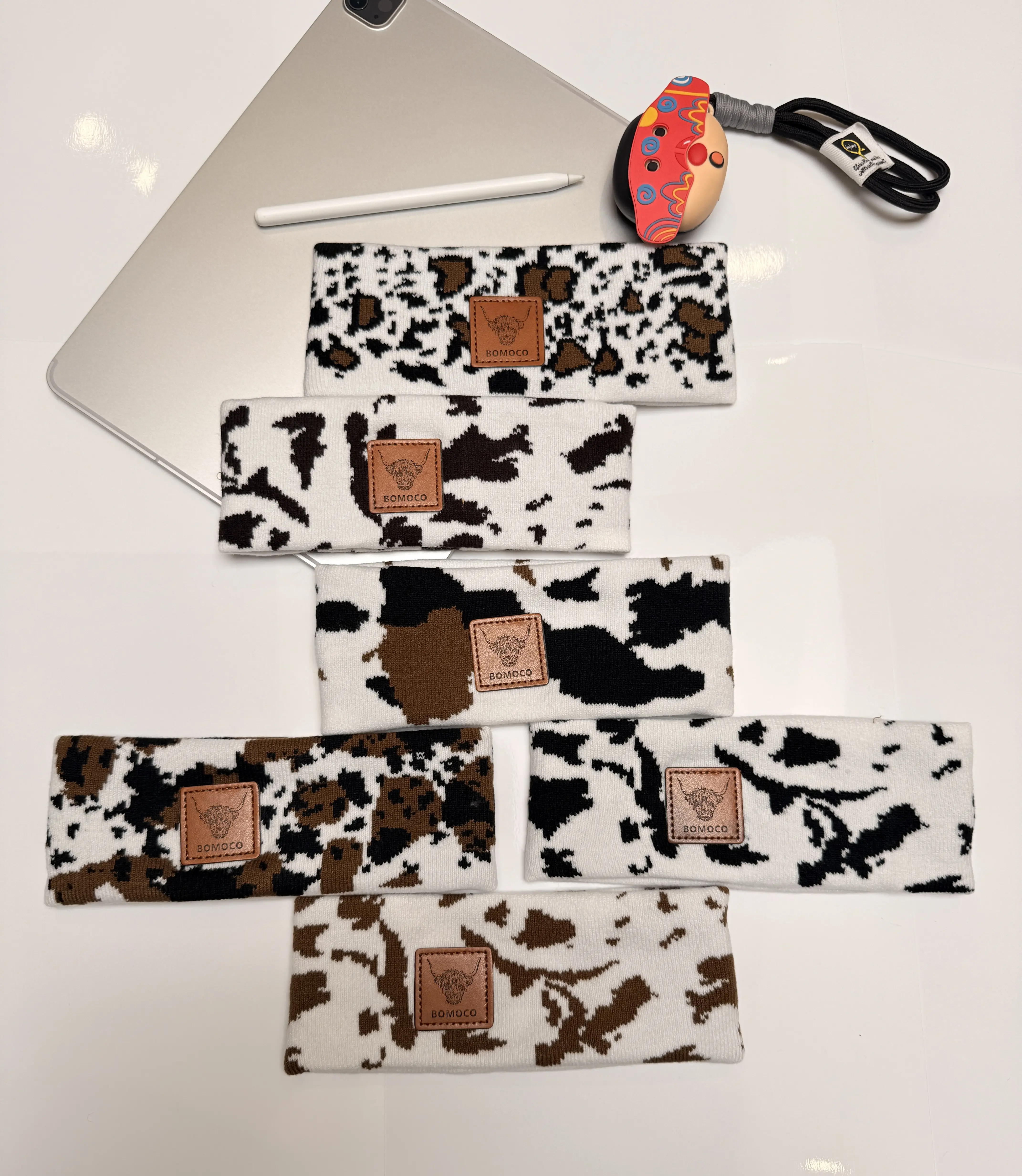 Y2K Cow Print Headband – Soft Knit Stretch Headband for Men & Women, No-Slip Design, Perfect for Running, Yoga, Fall & Winter, Ideal Christmas Gift
