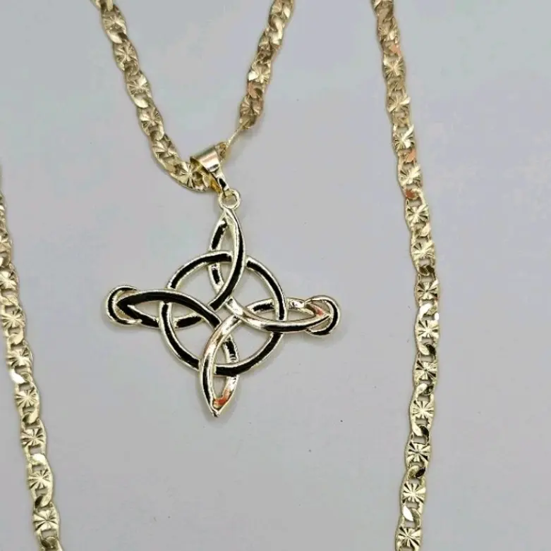 witch knot fashion chain gold-plated 24"inches witch knot fashion chain gold-plated 24"inches