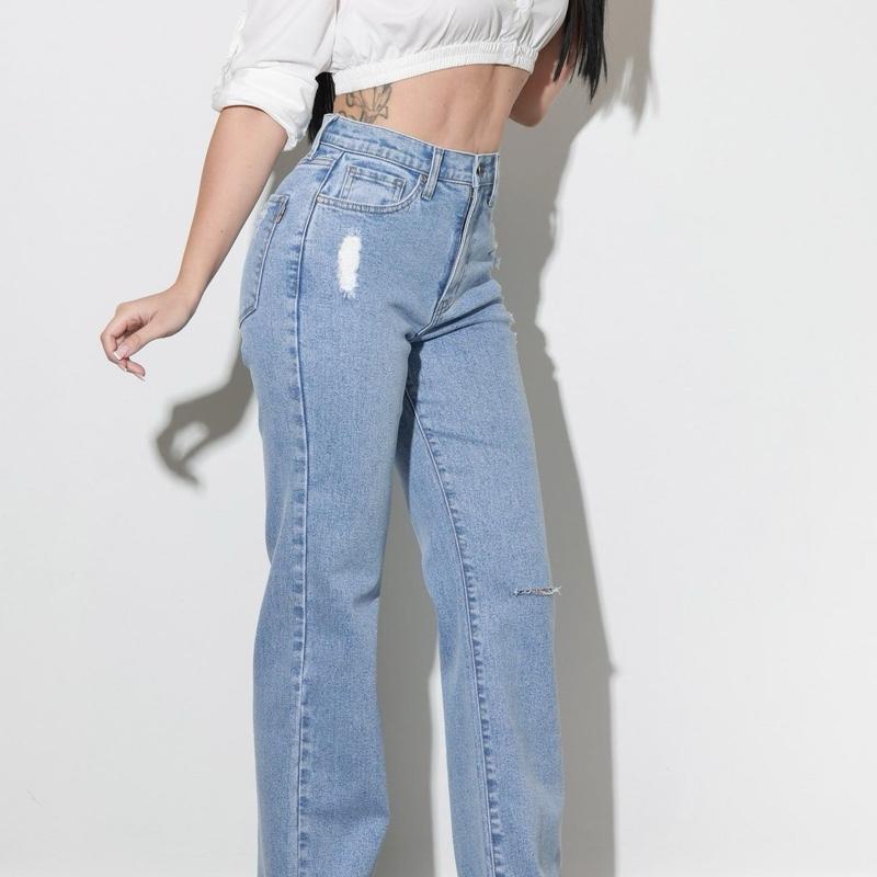 Vibrant P6182 Jeans Rectos Straight Leg with Sutil Desgaste Original Denim Womenswear Casual Chic Pants