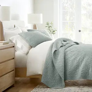 3-Piece Floral Stitch Quilted Coverlet Set 3-Piece Floral Stitch Quilted Coverlet Set