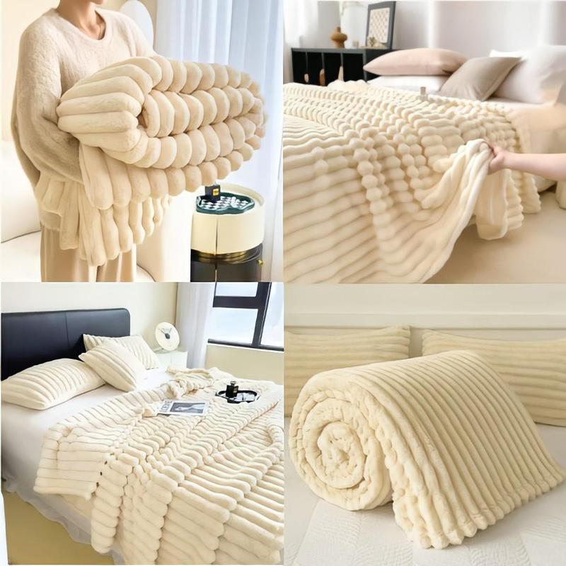 Ultra-Soft Plush Blanket, Cream Color Design, Soft and Skin-Friendly, Warm and Comfortable. Suitable for Beds, Sofas, and Home Decoration,  Ideal Gift for All Seasons.
