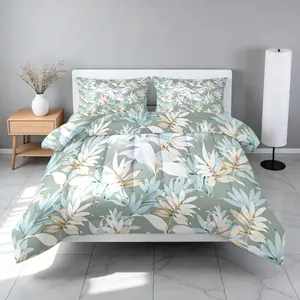 3-piece set, light green background with diverse plant pattern, 1 quilt with filling of 200gsm + 2 pillowcases without inserts, all-season quilt, soft and breathable, digital printing, suitable for bedroom, dormitory, and home use.