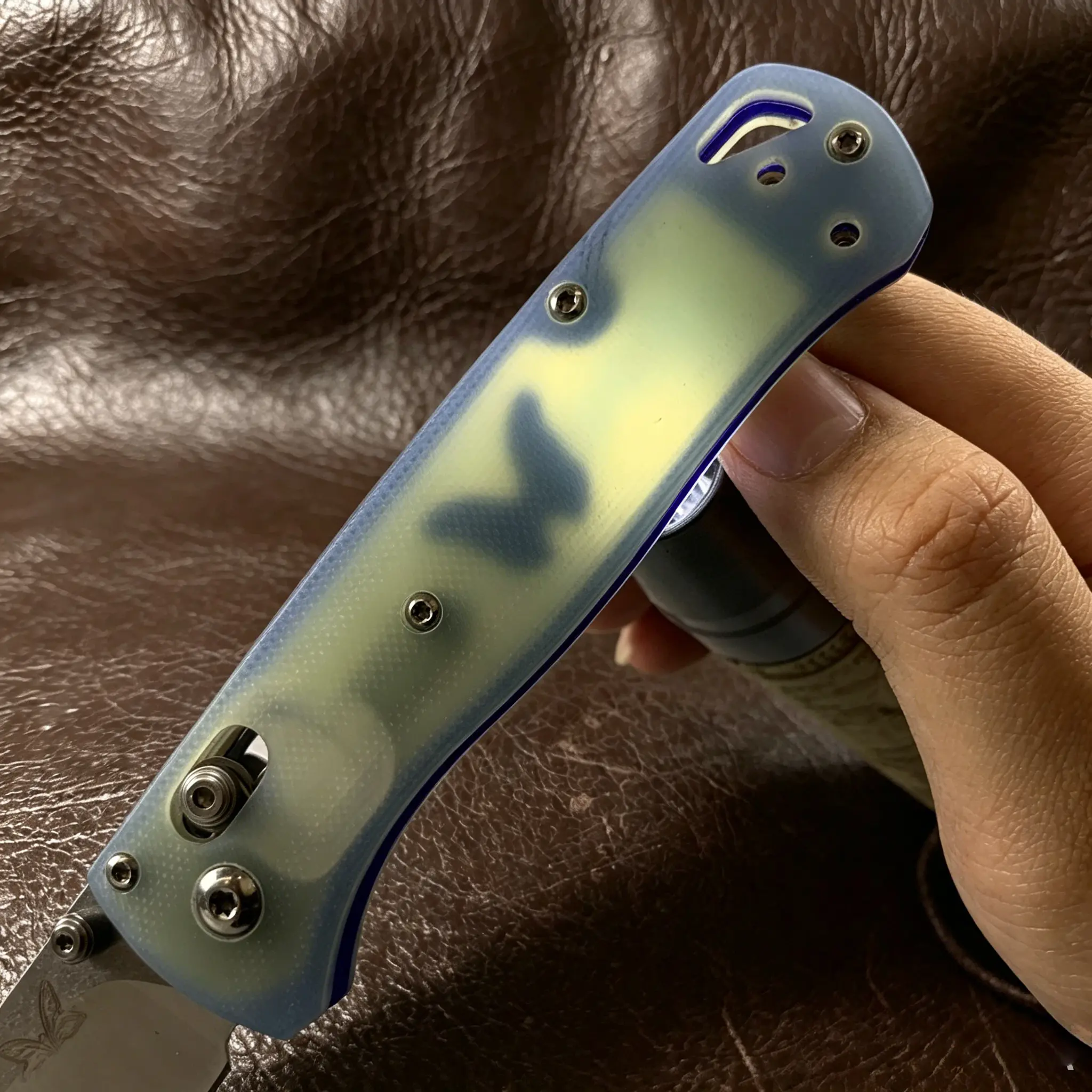 Unisex Modern Translucent Blue-White Folding Hiking Knife - S30V Steel 3.35" Drop Point Blade, Resin Handle, Ultra Lightweight Compact EDC Outdoor Gadget with Reversible Clip, Hiking Gear for Camping, Outdoor Gadgets