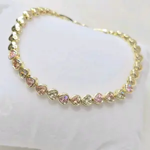 Pulsera de corazones dorados y colores pasteles 7-7.5 inches Laminada de alta calidad