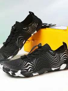 New Five-Finger Sports Fitness Shoes Yoga Shoes Home Workout Shoes Beach Sandals, Wide Fit Mesh Upper, Rubber Sole Material