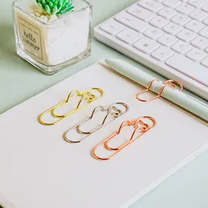 One box contains 6 heart-shaped metal pencil clips, multi-functional rose gold and silver carbon steel paperclips, portable large size clips, suitable for notebooks, books, diaries, office supplies, and school supplies.